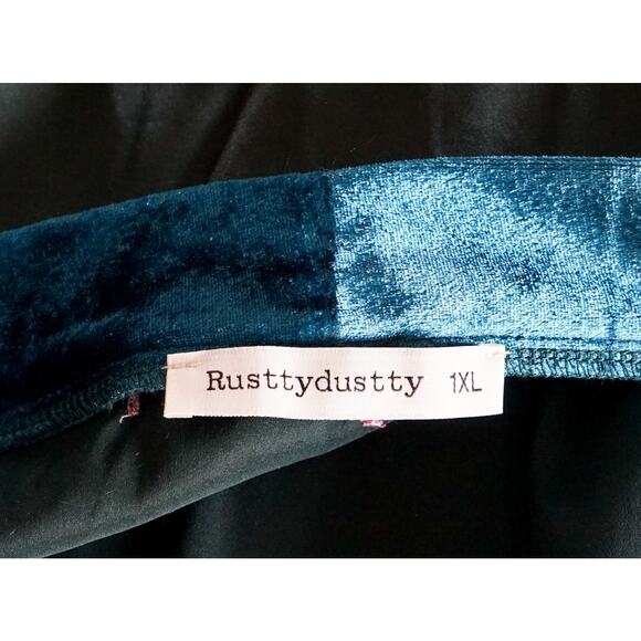 Rusttydustty Floral Embroidered Satin Kimono Robe 1XL Art Boho Witchy Retro Gown - Picture 3 of 16